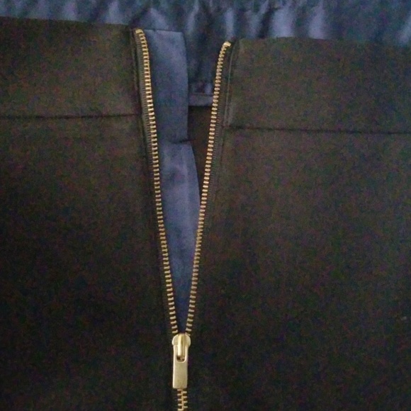 Banana Republic Black Gold Zippers Size 4 Skirt - Picture 7 of 8